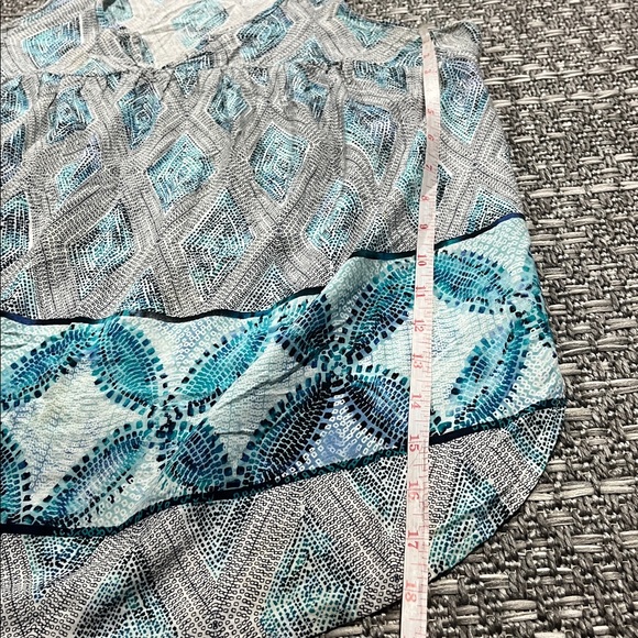 George | Flowy Blue & White Tank - Picture 8 of 10